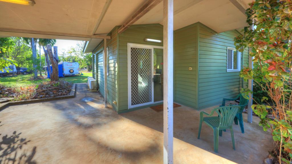 Batchelor Holiday Park Εξωτερικό φωτογραφία
